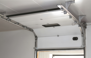 Durable Automatic Wind Resistant Industrial Sectional Door for Warehouse Cold Chain